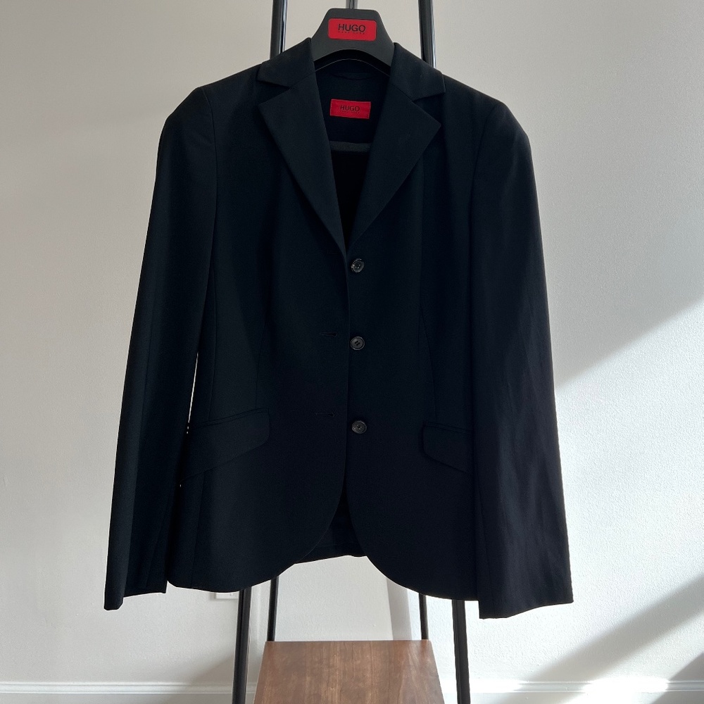 HUGO black women's suit size 6